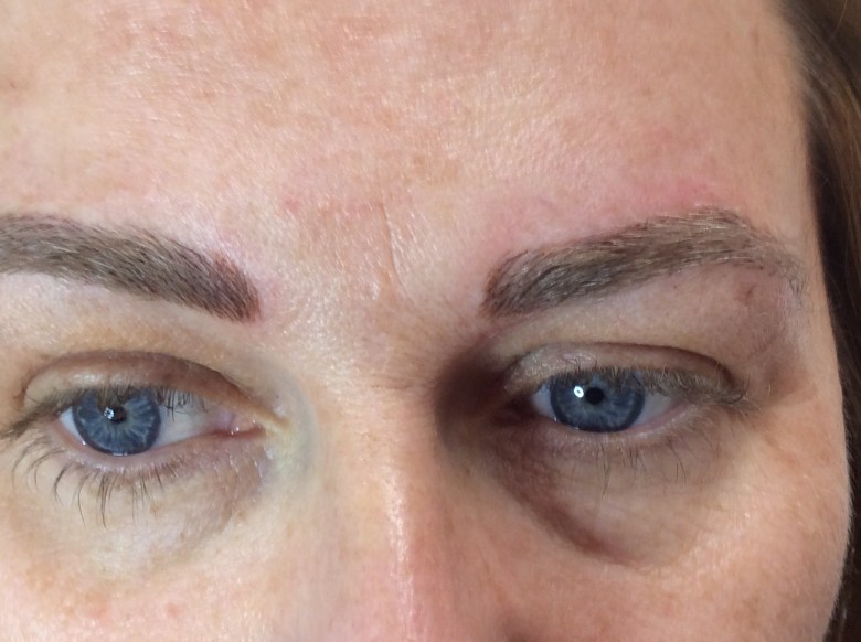 FA7FC2AC-BC3C-4B83-ABA4-76BDF5243107