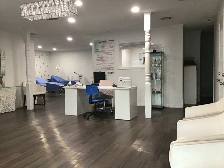 03F9AC97-D334-4BC9-9A7A-856A4550FCCD