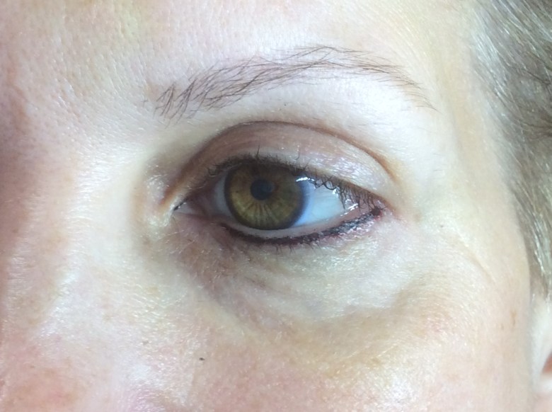 1A12E258-7F79-4A6A-B779-A187F10E3B5E